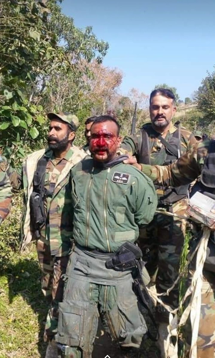 ch_uj7's tweet photo. Mess with the best, die like the rest. Salute #PakistanAirForceOurPride
#WeSupportPakistanArmy https://t.co/Hg2XtdfCpb