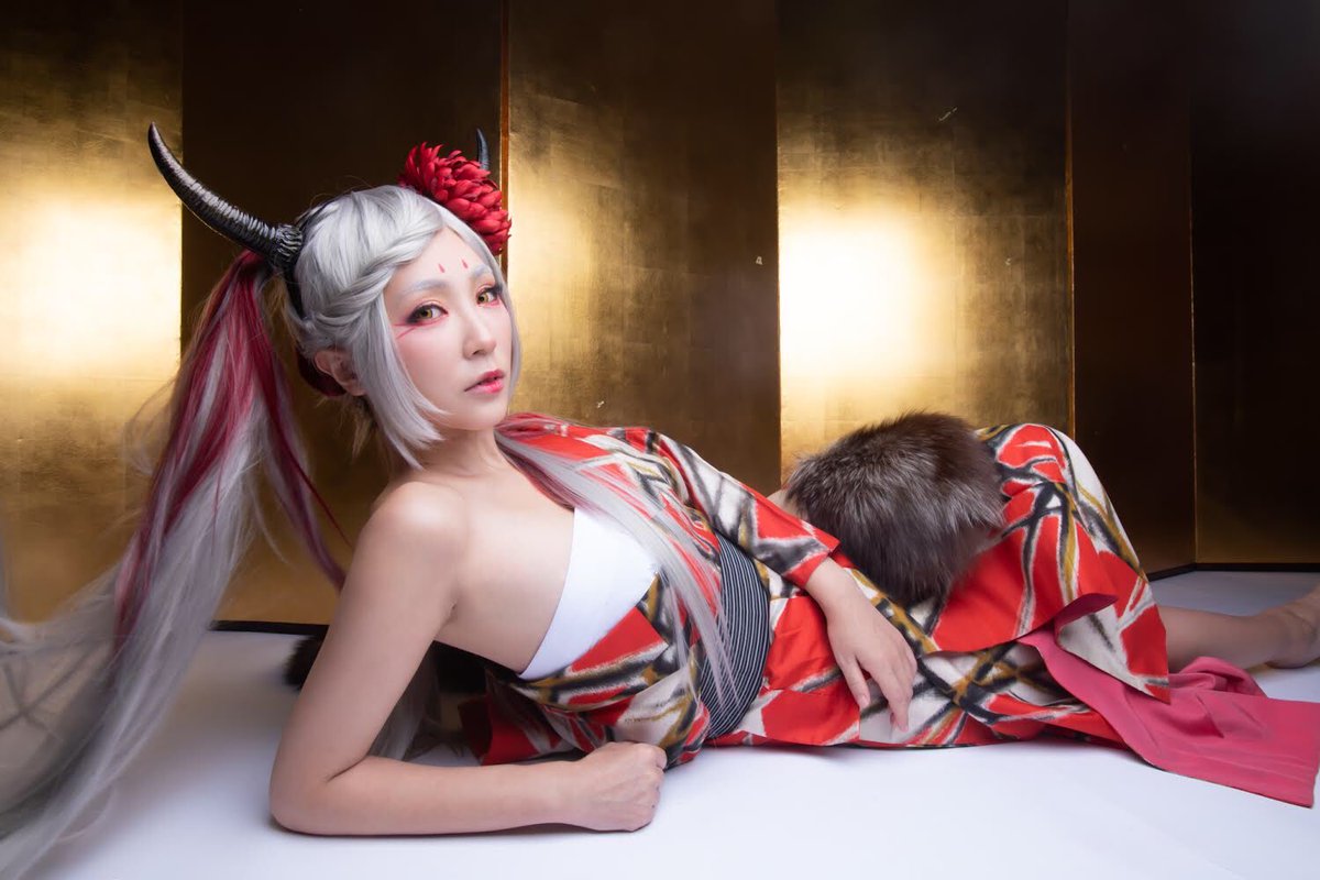 Luna_Bequeath's tweet photo. 【銘仙コスプレコレクション-2月-】
２月テーマ「鬼」、最後の１枚になります👹
今後もテーマに沿った銘仙コスプレを続けていきたいと思っています😀
銘仙やコスプレに関するご質問はリプ頂けたら嬉しいです😊ぜ���お気軽に🙋

#コスプレ  #着物 #銘仙 #kimono #着物好き #着物女子 https://t.co/CGW7owWb0c