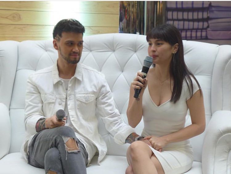 jpreseenjoyer's tweet photo. Billy and Coleen Garcia Crawford is the new ambassadors of luxury candle brand @CarrollandChan ❤️
#BiCol #BiColForever
@VivaArtists https://t.co/WyTES4dCOq