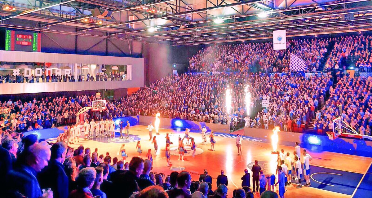 Donar_Official's tweet photo. 🔥🏀Retweet dit bericht (én volg ons) en maak kans op 2 vrijkaarten voor de 1/8-finale volgende week dinsdag (5 maart) om 19:30 uur @MartiniPlaza in de @FIBAEuropeCup tegen @FILOU_Oostende (met oud Donar speler Chase Fieler @fieler20)🔥🏀

‼️Er zijn al 3.750 kaarten verkocht‼️ https://t.co/ZXVCStRQ9w