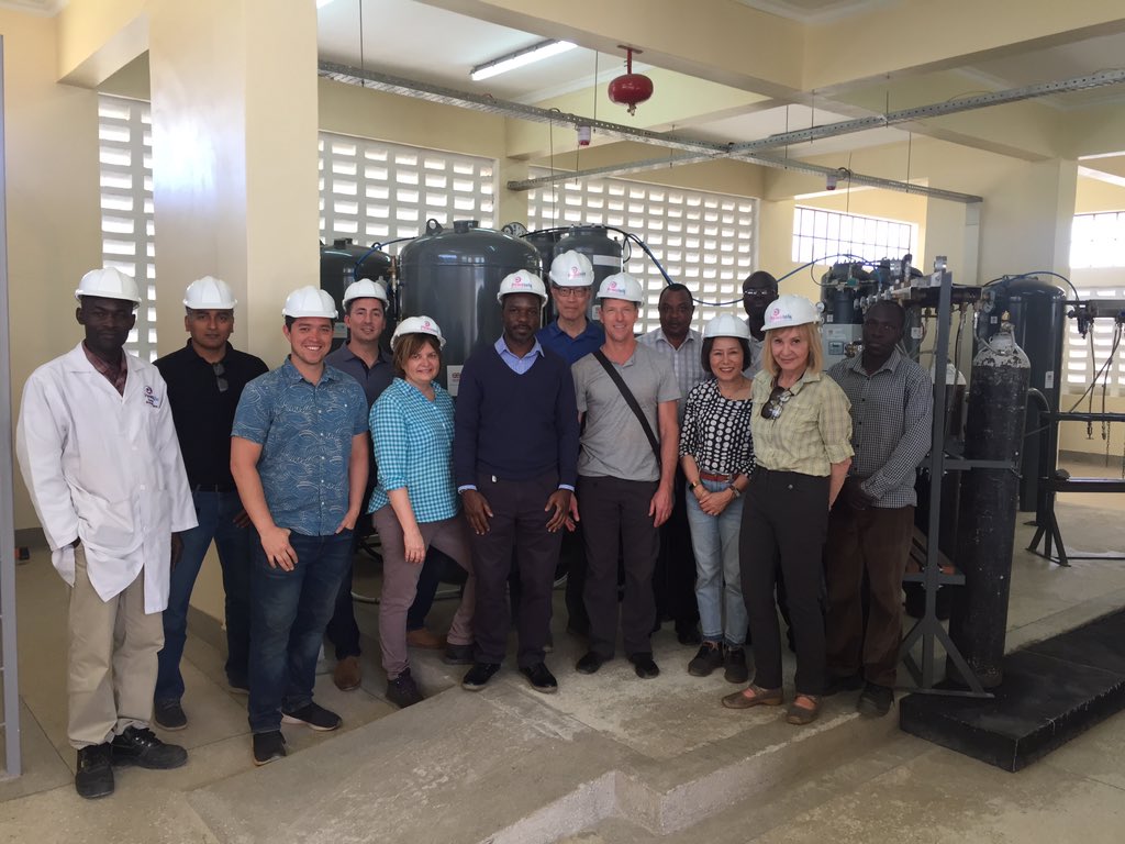 ThaneKreiner's tweet photo. Great visit @MillerSocent immersion visit to #socent @hewa_tele, which produces medical grade oxygen to save lives. All they need to scale impact  at this point is more tanks! #impinv opportunity. https://t.co/JkWen27UEm