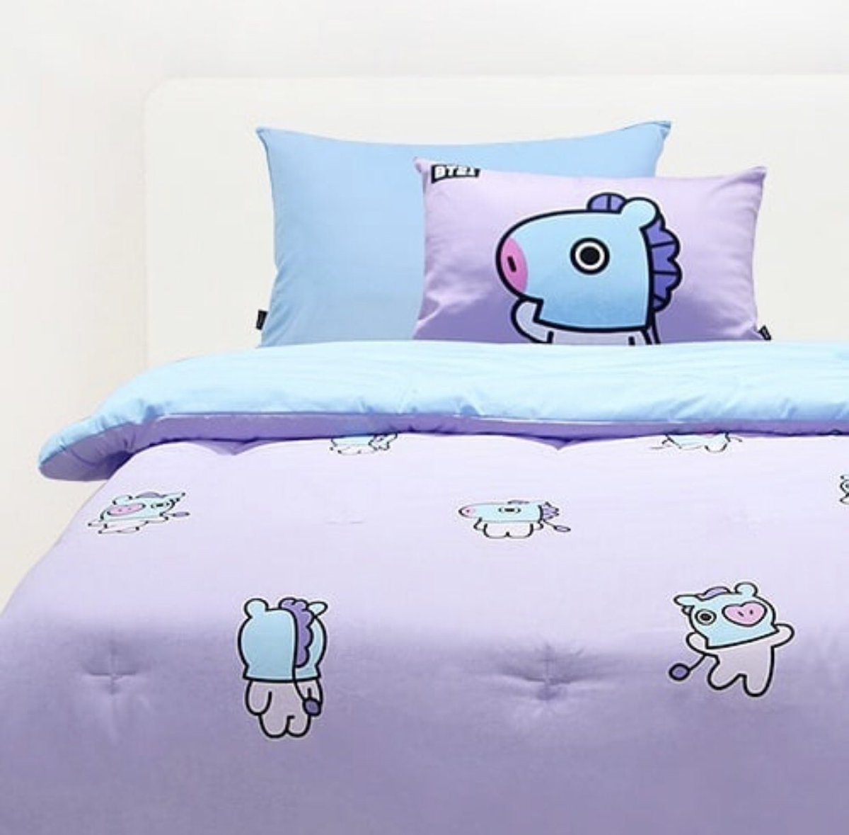 kpop_medley's tweet photo. BT21 x Nara Home Deco
BT21 Bag
BT21 Blanket
BT21 pillow
BT21 cushion
#BT21blanket #BT21 #BT21bag #BT21ecobag #BT21tarpaulinbag #BTS #BT21merch #pasabuy #kpopmerch #linefriends #BTSmerch #BT21bag https://t.co/vBZwQpG3iM