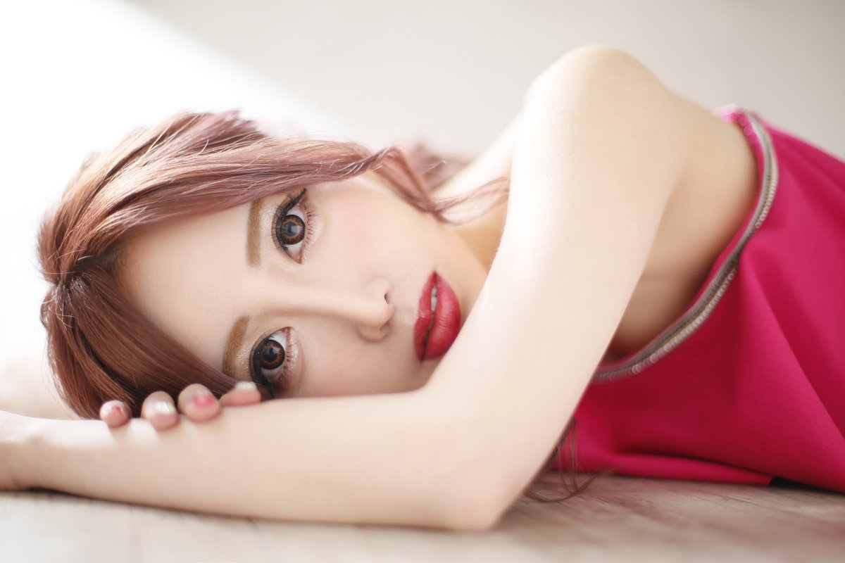 tokainights's tweet photo. 東海ナイツ4月号が発売されました!今回の表紙を飾ってくれたのは「EVIZA」のリオナちゃん!フレッシュな面々が多々登場する本刊をお見逃しなく!
#名古屋 #キャバ嬢 #キャバクラ #錦 #三河 #歌舞伎町 #中洲 #すすきの #豊橋 #刈谷 #ナイツネット #東海ナイツ #グラビア #EVIZA #桜乃りおな https://t.co/wpINW5C2Mo