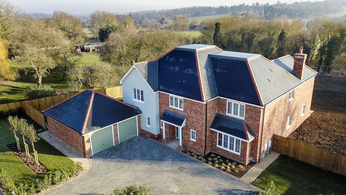 This record breaking good weather over the last week has been kind to us on-site and things have really progressed up at our exclusive Wyndhams development over in Newport. #February2019 #newhomes #newbuilds <a href="/Savills/">Savills</a>