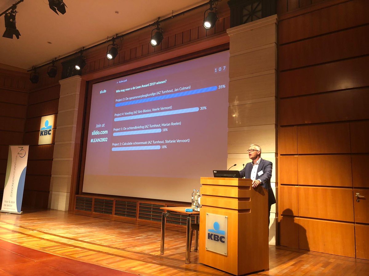Zorgvzw's tweet photo. And the winner of the Lean Award 2019 is... Project: De opnameverpleegkundige bij @azturnhout onder leiding van Jan Colman. Proficiat! #netwerkboostindezorg #leanindezorg #leanaward #azturnhout https://t.co/4jiWB8buJC
