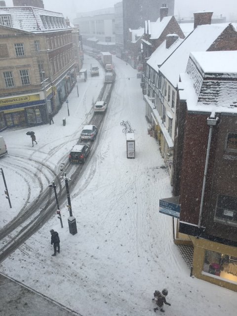 QSBurtonLaw's tweet photo. The view from our #Lincoln office this time last year. #BeastFromTheEast #Lincoln #Stonebow #ThrowbackThursday #brrr https://t.co/STQgVzSQlV