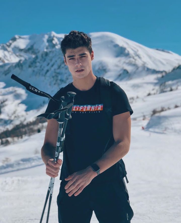 cotarux's tweet image. #openfollow lets be friends and mutual