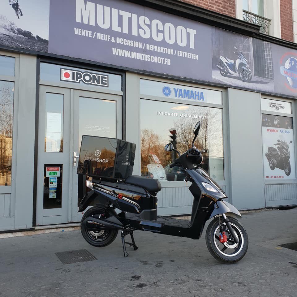 RedElectricFR's tweet photo. Retrouvez les scooters électriques RedE chez notre partenaire Multiscoot. #BeRedE 🛵⚡️ https://t.co/ghurwDdp3R