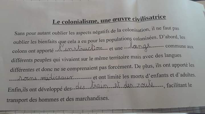 Équipe o, mbolo ! En 2019, en France, dans une école de l'agglomération nantaise, voici ce qu'on apprend aux enfants sur le #colonialisme dans une classe de CM2. <a href="/LeMondeEduc/">Le Monde Education</a> <a href="/ChTaubira/">Christiane Taubira</a> <a href="/NegroNews/">NNN Breaking News✊🏽✊🏾✊🏿</a> <a href="/brutofficiel/">Brut FR</a> <a href="/LeMonde_Afrique/">Le Monde Afrique</a> <a href="/kouamouo/">.</a> <a href="/FranceInsoumise/">La France insoumise</a>