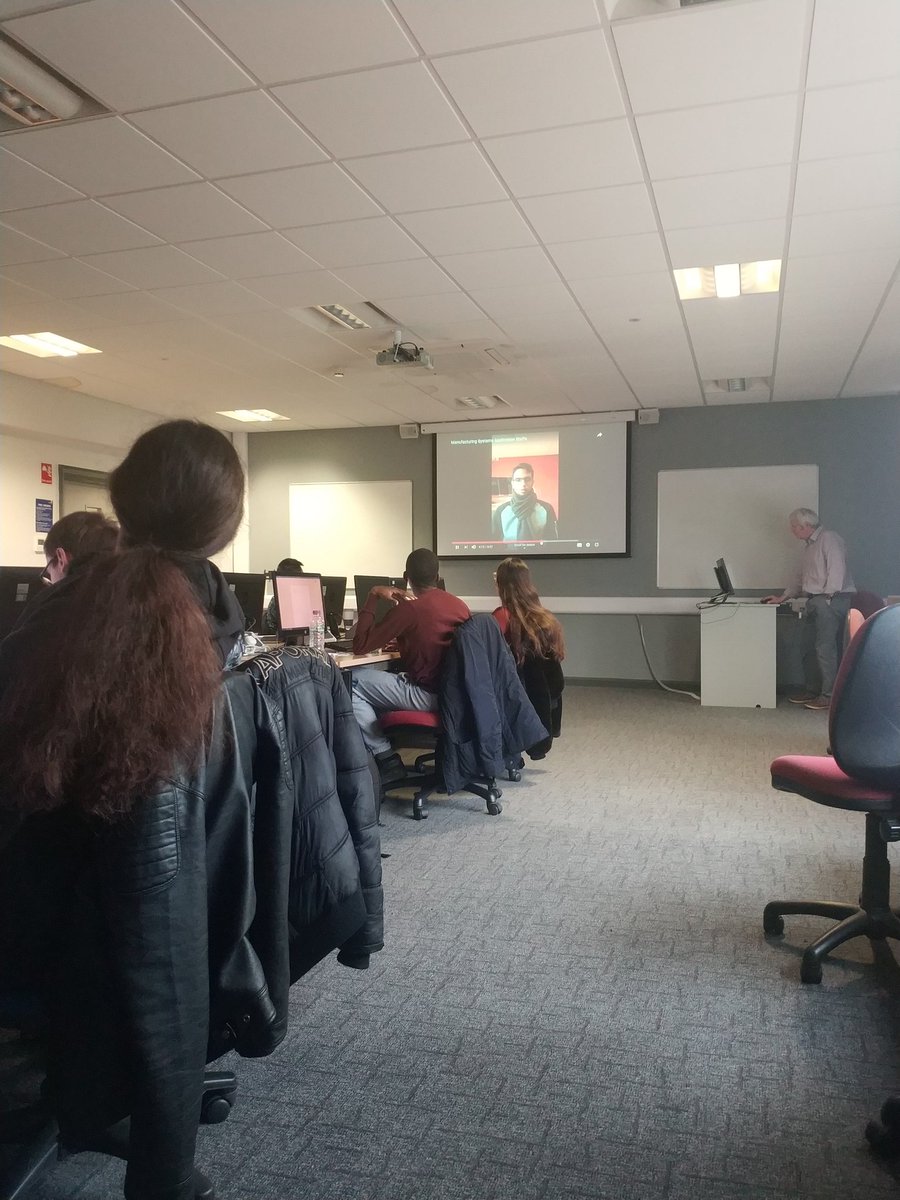 FipCnam's tweet photo. Dernière semaine pour la FIP2 en Angleterre avec les examens des différentes matières. 
Ce matin c'est retour en vidéo sur le cours de Manufacturing System Applications https://t.co/BUeXFrrmKf