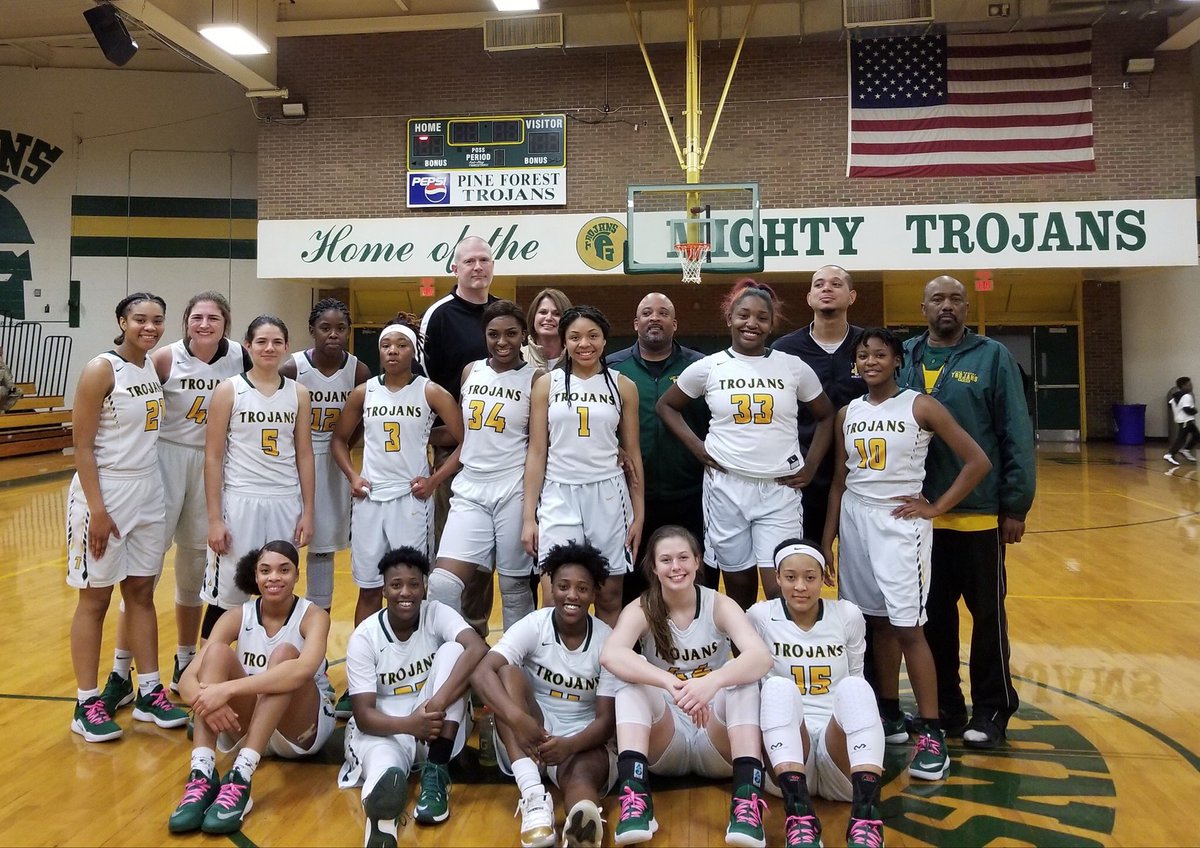 PFHSBoosters's tweet photo. 🌲🏀🌲🏀🌲🏀🌲🏀🌲🏀🌲🏀
2nd State Playoffs tonight! 
Girls tip off 6pm
Boys follow 
Booster passes cannot be used, cash at the door! These student athletes have worked hard and need your support! 
#PacktheForest
🌲🏀🌲🏀🌲🏀🌲🏀🌲🏀🌲🏀 https://t.co/tMAtG3onUm