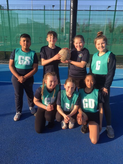 PEHolyTrinity's tweet photo. Great play from our netball team last night saw us win our group and progress on to the Taunton area finals!  Well done #TeamTrinity @somschoolgames @holytrinitypri #CVLNetball #PracticePaysOff #Proud #RepresentYourSchool #ActiveTrinity https://t.co/54VIpNE3qP