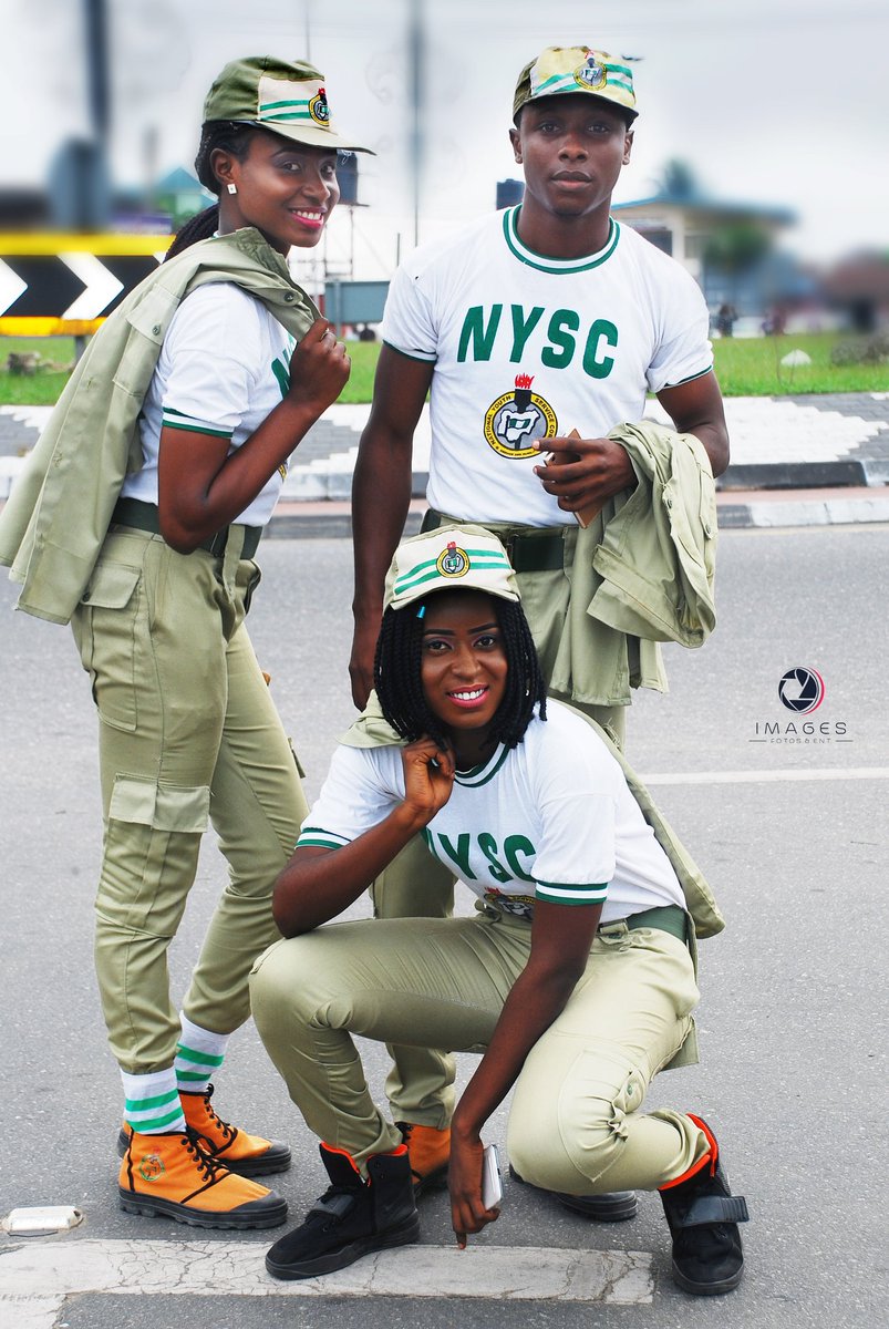 Unkul_Obi's tweet photo. It's a throwback day. Drop a picture of you in your NYSC khaki uniform.
#throwbackthursday
#corpers
#corpersnotslave https://t.co/JvmbET9pEe