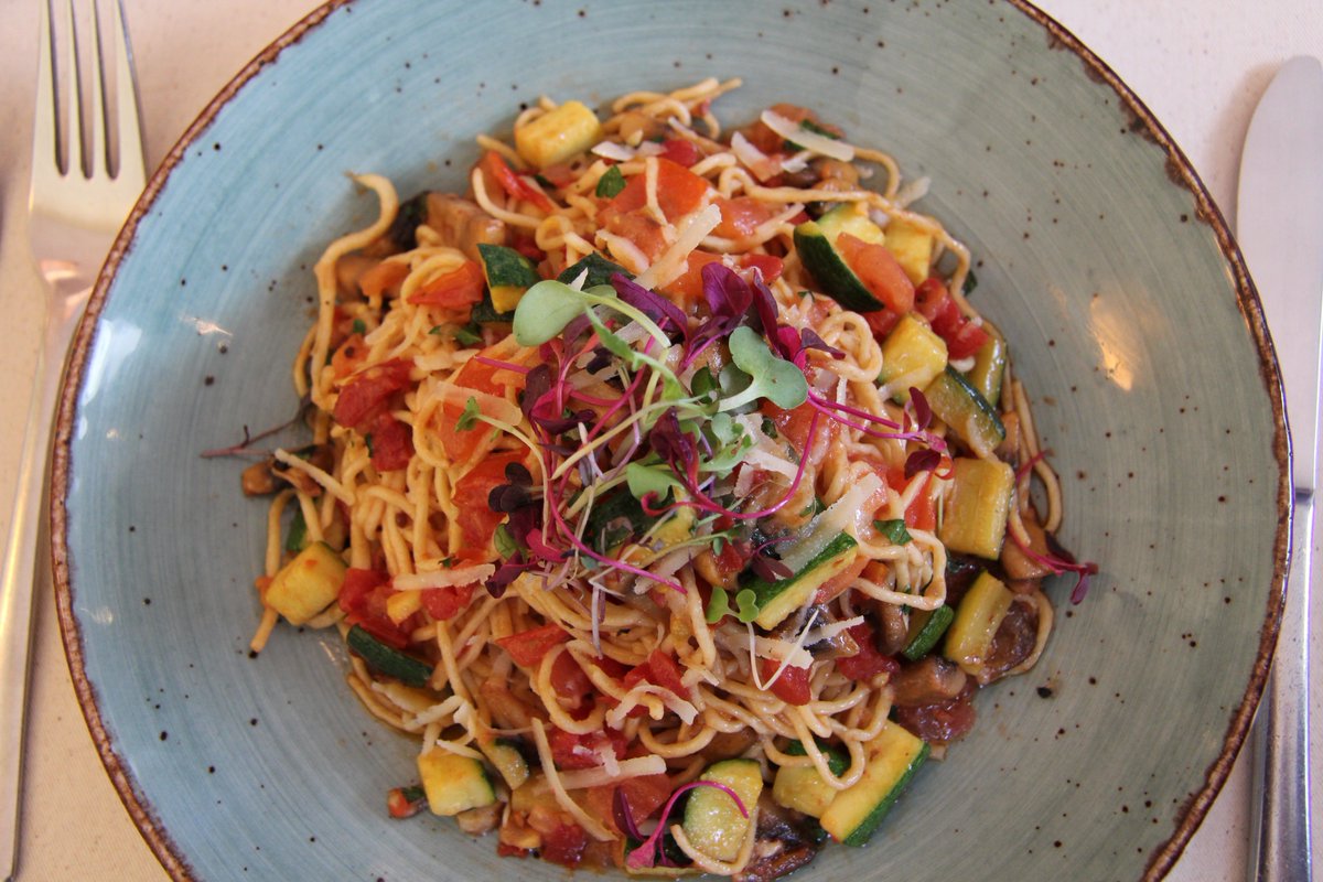 What ya'all eating today? #betterbegood