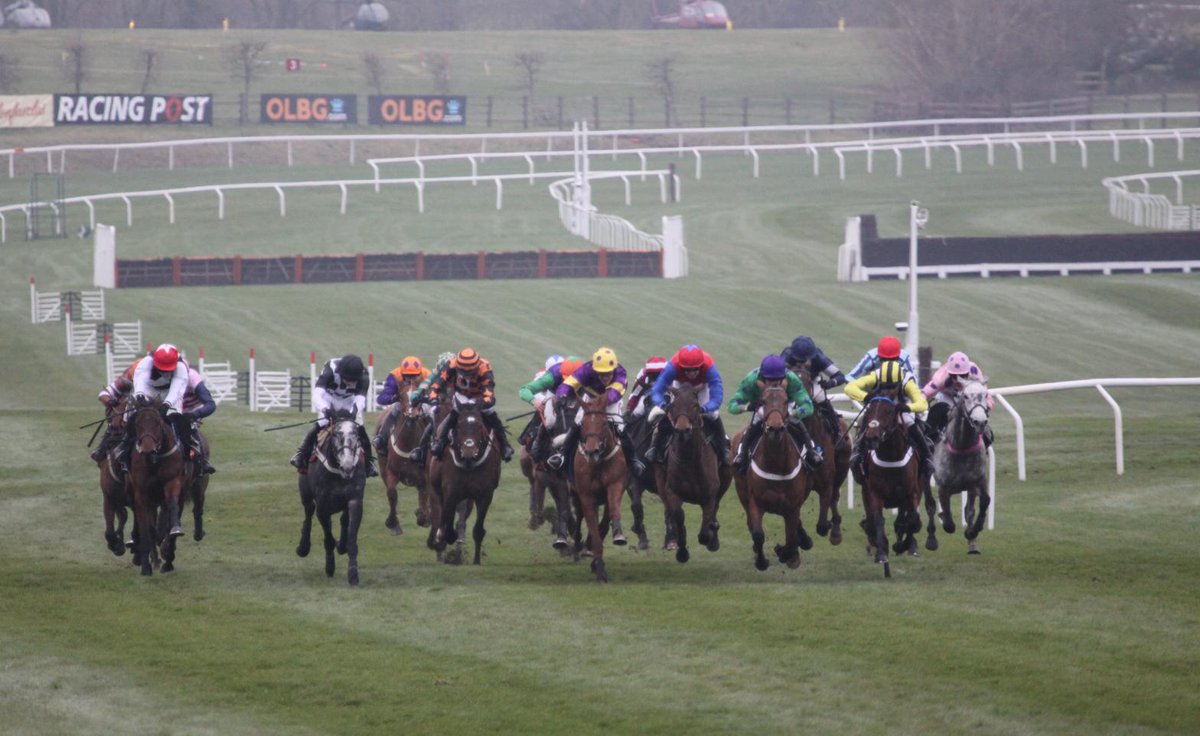 We have a pair of tickets for you to win for day one of the Cheltenham Festival! 🎟 🎟 

All you need to do is follow <a href="/OLBG/">OLBG.com</a> &amp; then RT this post to be in the draw!🔄

You can also enter via our Facebook &amp; Instagram pages👇

FB: facebook.com/OLBGUK/  
IG: instagram.com/olbg
