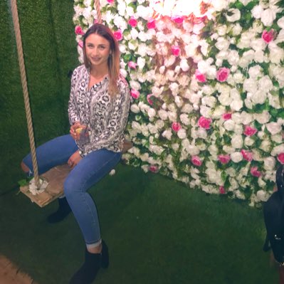 LucySwerling's tweet photo. #NewProfilePic https://t.co/6KHiDCP8JQ