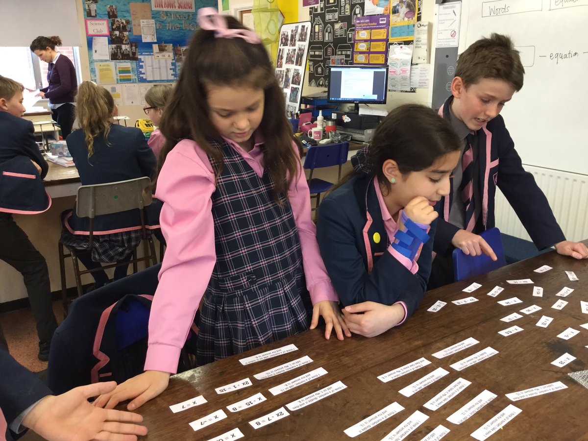 AlleynCourtMath's tweet photo. Year 6 working as a team to solve algebra problems ✖️➗➖➕ https://t.co/eDQZRdOsXc