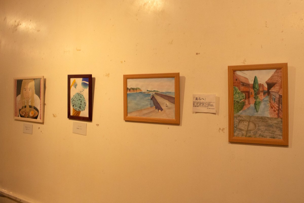 hamit_info's tweet photo. こんばんわ✨🌙
本日、hamit展『ENTER』無事終了いたしました！！

長いようであっという間だった１ヶ月。
いろんな方に見てもらえて嬉しい限りです🌸
ありがとうございました！！！

これからもhamitの活動をよろしくお願いいたします！！ https://t.co/bWgk9PjDaD