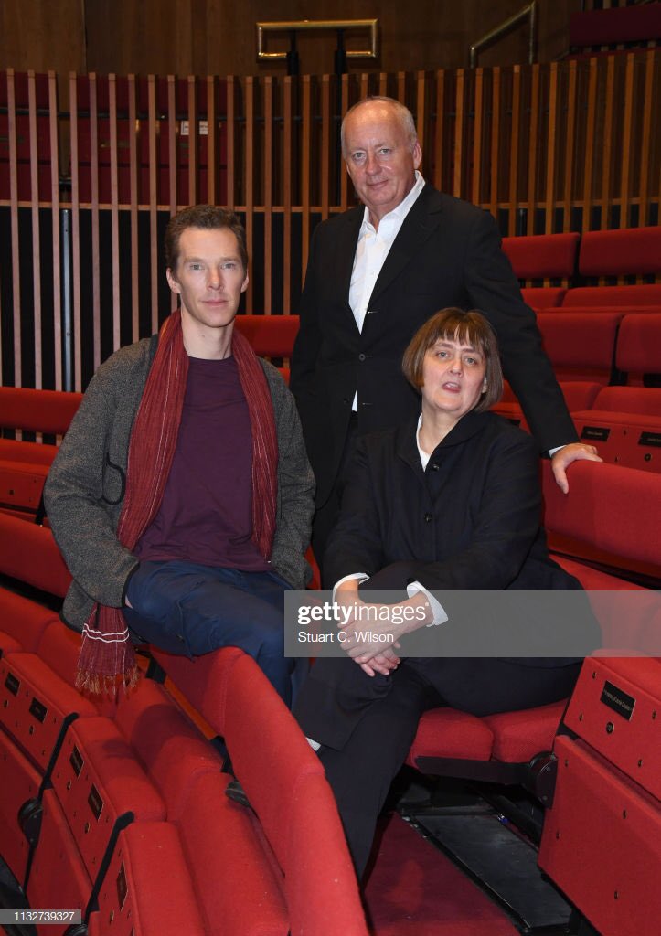 Yassammez's tweet image. New pics of Benedict Cumberbatch welcoming the new LAMDA Director, Sarah Frankcom on February 28. ❤️