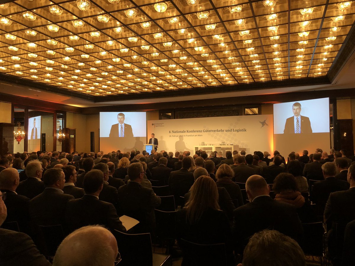 BwvlBonn's tweet photo. Die Zukunft der #Logistik ist intelligent & digital - Das ist das Ziel der 11 Bausteine des #InnovationsprogrammLogistik2030 https://t.co/YfK5n4dNWl