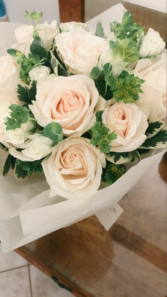 Flower___74's tweet photo. أحلى ورد💙🌸
@Moum0ssa https://t.co/xggVZLyBzL