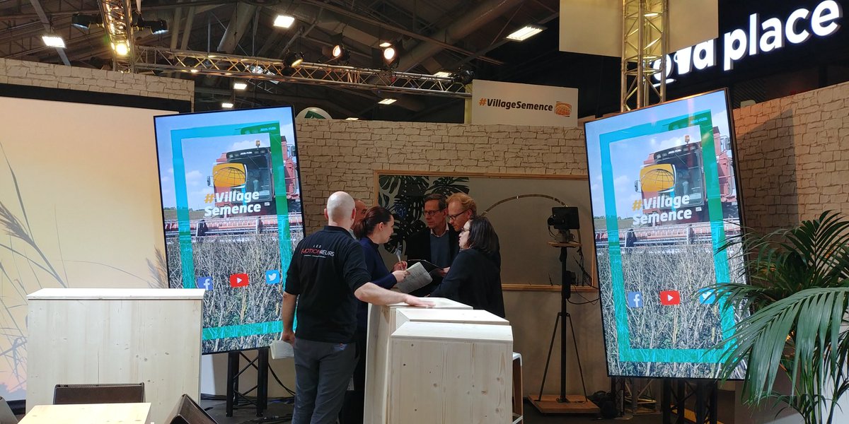 Aprifel_FR's tweet photo. Plus que quelques minutes avant l'émission @VillageSemence
Une alimentation saine pour tous, un défi nécessitant la collaboration de chacun avec Jean-Michel Lecerf @PasteurLille Virginie Durin @Familles2France et @DanielSauvaitre #SIA2019 #GenerationFL https://t.co/ZbFcVhomSj