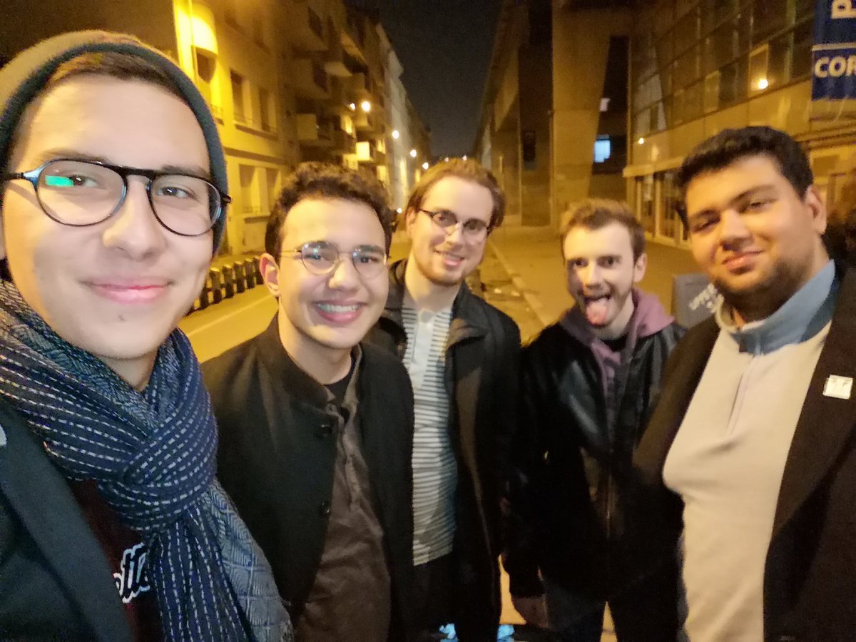 Paul_DyjakV's tweet photo. Hier la @federationares était présente dans la capitale des Gaules pour un beau moment de partage et de cohésion avec les membres de l'@ADSP_Lyon3 !
#ARESpartout #AREStructibles https://t.co/eJ1moUALKW