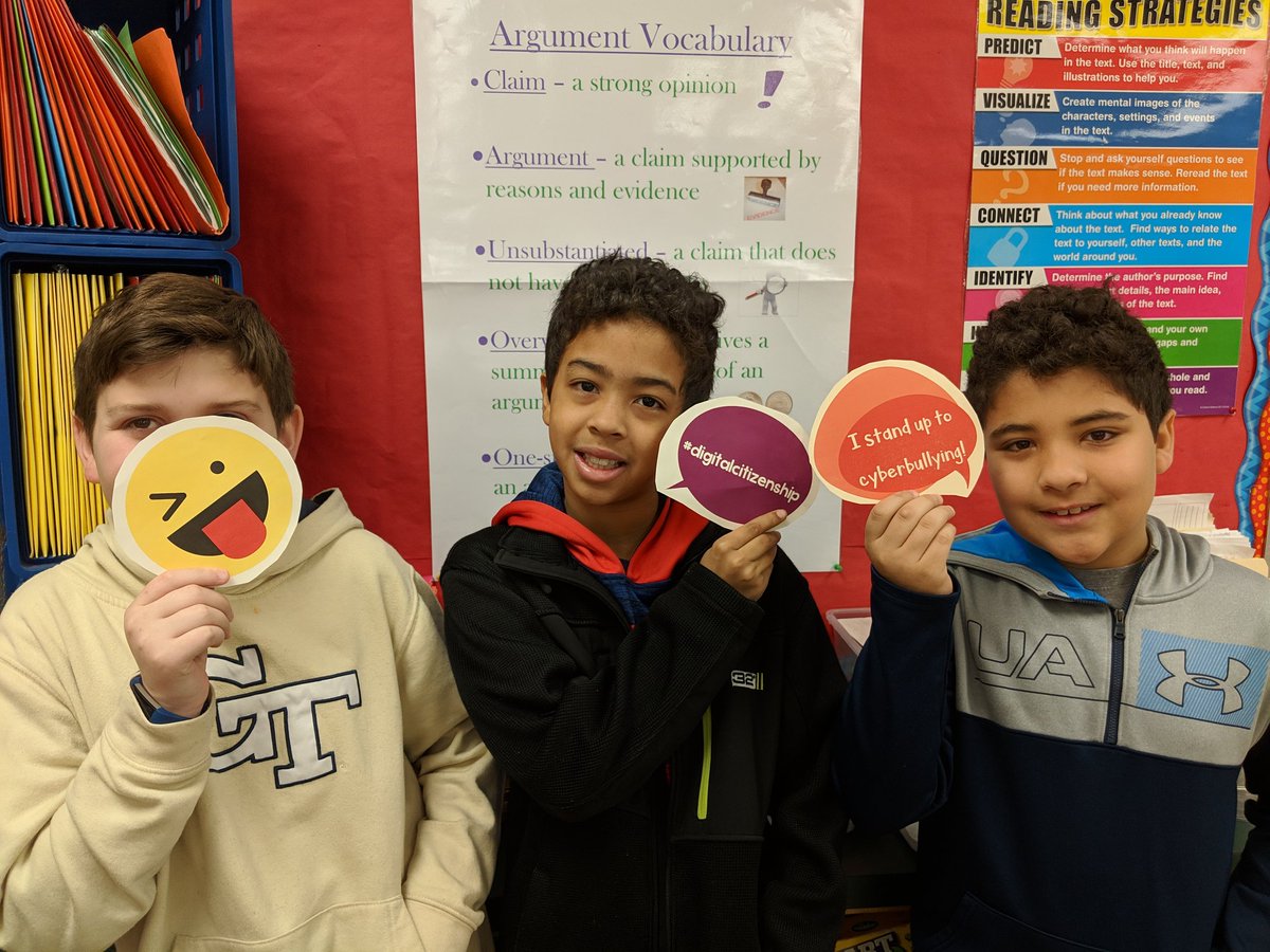 Ms_NolanGr5's tweet photo. It's digital learning day at Seldens! Here we go! #SeldensDLD https://t.co/jwRX7hz8QR