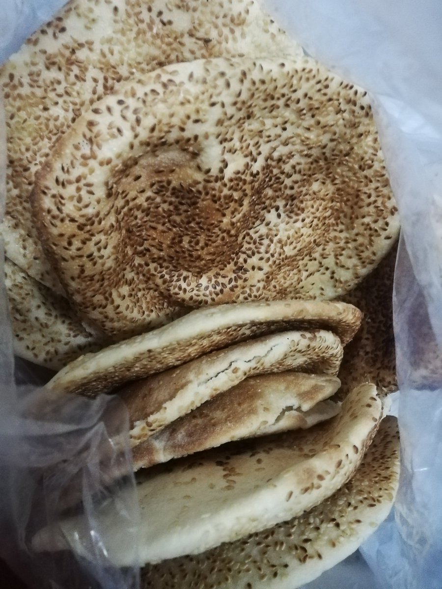 As part of their community service program, 11SE students organized a "traditional food sale" to raise funds for elderly in need #interdisciplinary #subject_linked #community_service <a href="/Hhhsinfo/">Houssam Hariri HS</a> <a href="/monamajzoub/">monamajzoub</a> <a href="/DidiSaleh10/">Diana Saleh</a> <a href="/abeershr/">abeer shreiteh</a>