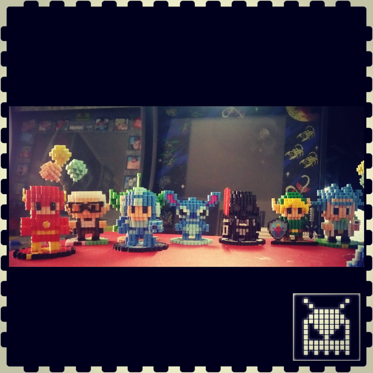 Name those characters!
Also stocking up for a con, let me know if your interested in anything you see. 

Dm or email me
Voxelperlers@gmail.com

#voxelperlers #videogames #marvel #nintendo #disney #popculture #voxelart #voxel #HandmadeHour #smallbusinessowners #etsy #phoenixfan