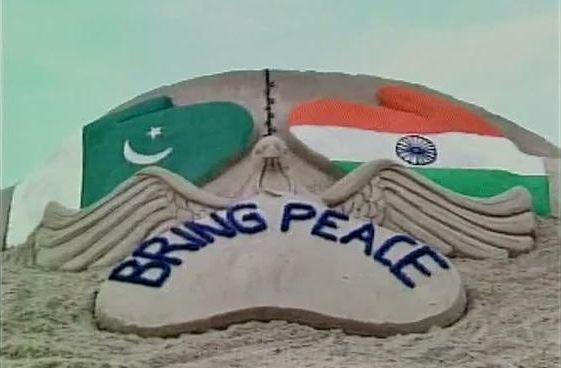 RizwanHajano12's tweet photo. @fbhutto We want peace between both countries.
🕊️🕊️🕊️🕊️🕊️🕊️🕊️🕊️🕊️🕊️🕊️
Both countries are NUCLEAR ! 🕊️🕊️🕊️🕊️
@narendramodi @SushmaSwaraj Plez try to understand 🙏#SayNoToWar🕊️
@UN #PakistanIndiaPeace @thesushmitasen 🙏 https://t.co/QQvgPnxfRe