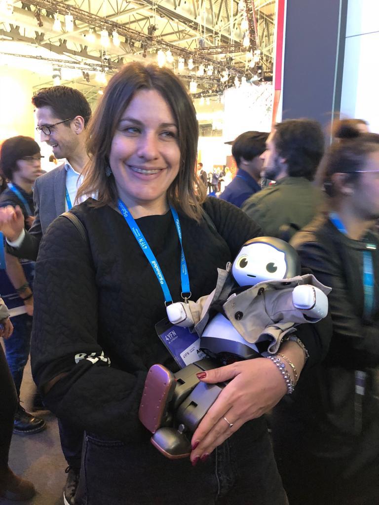 Andrea Bikfalvi (@andreabikfalvi) on Twitter photo Qui són i què fan? Alumnes #masterMEDE de la <a href="/univgirona/">Universitat de Girona</a> visitant el #MWC19 abraçant tendéncies i tecnologies! Qui són i què fan? Alumnes #masterMEDE de la <a href="/univgirona/">Universitat de Girona</a> visitant el #MWC19 abraçant tendéncies i tecnologies!