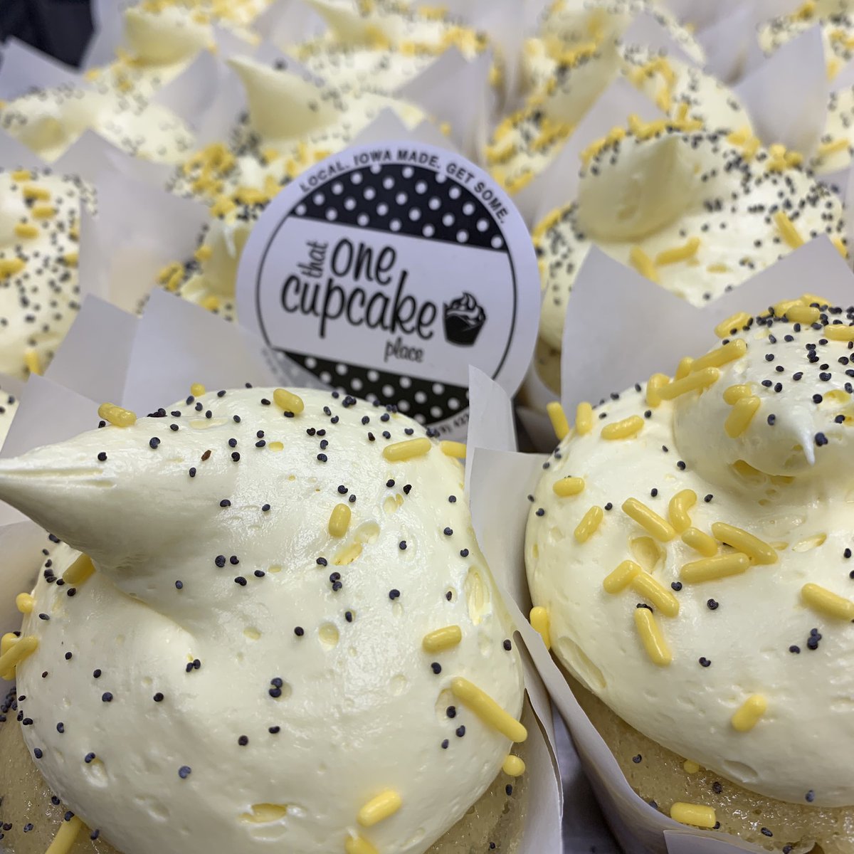 ThatOneCupcake's tweet photo. Think spring. https://t.co/uPZ7IYhwL9