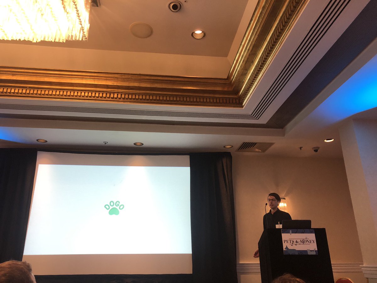 rachelspenceruk's tweet photo. The founder of the @Dogo_App app which you can use to train your pup told @kisacores #petsandmoney their mission is ‘to strengthen the bond between humans and their best friends.’ 🐶💕 https://t.co/KjRJ0OaPv8