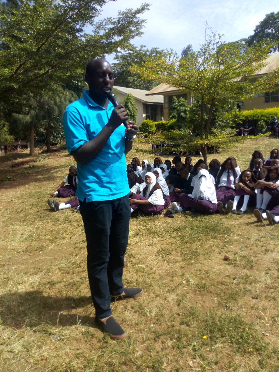 Fanuel_Letting's tweet photo. @Laltaika1  @NM_AIST  STEM Mentors from NM-AIST inspiring students of Kimaseki Secondary School at Kijenge Arusha region on 6th February 2019 on how STEM can be beneficial to society. It wasa successful exercise. @LindaNkumbula  @efujikei @atwebembela https://t.co/AwSkhiAtJQ