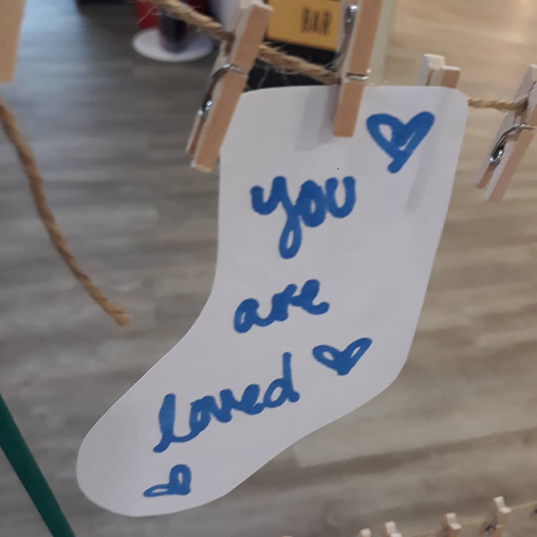 UoChester4Beat's tweet photo. Today we're sharing positivity in @ChesterSU raising awareness of #eatingdisorders 

#EDAW2019 #SockItToEatingDisorders #EatingDisorderAwarenessWeek https://t.co/Vwq6FrSGm9