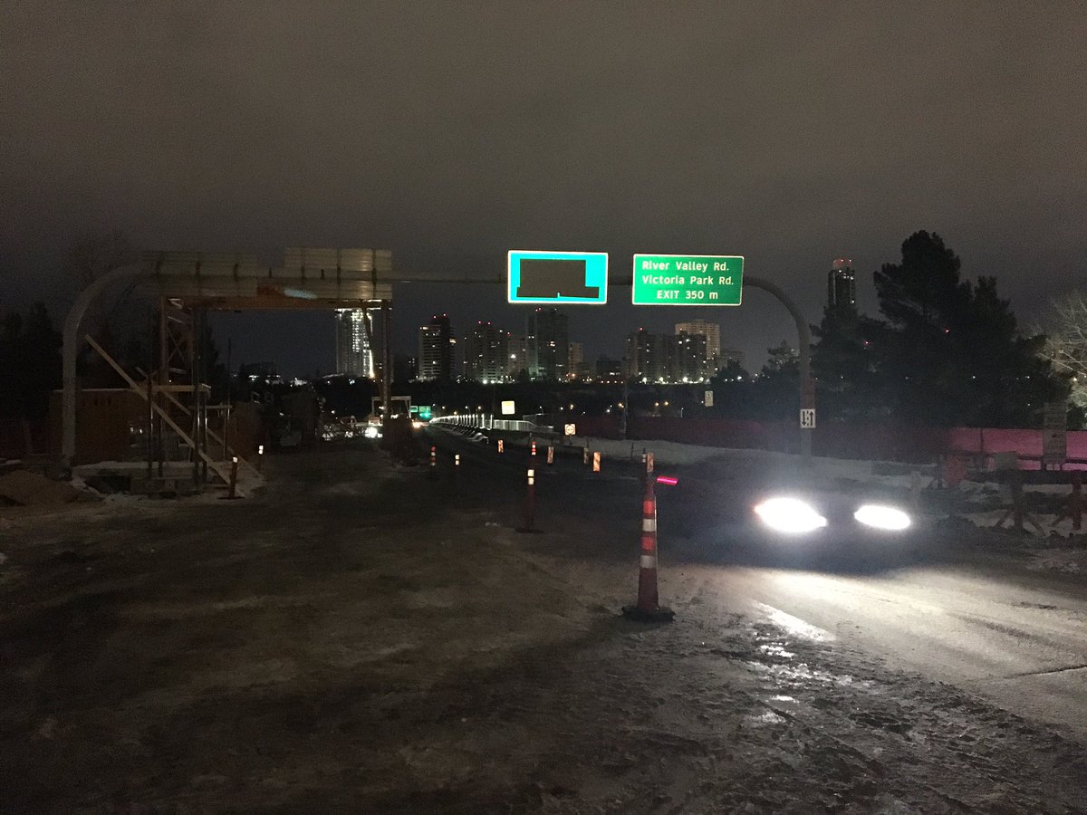 The #groatbridge reopened Thursday morning after crane issues resolved #yegtraffic <a href="/GlobalEdmonton/">Global Edmonton</a>