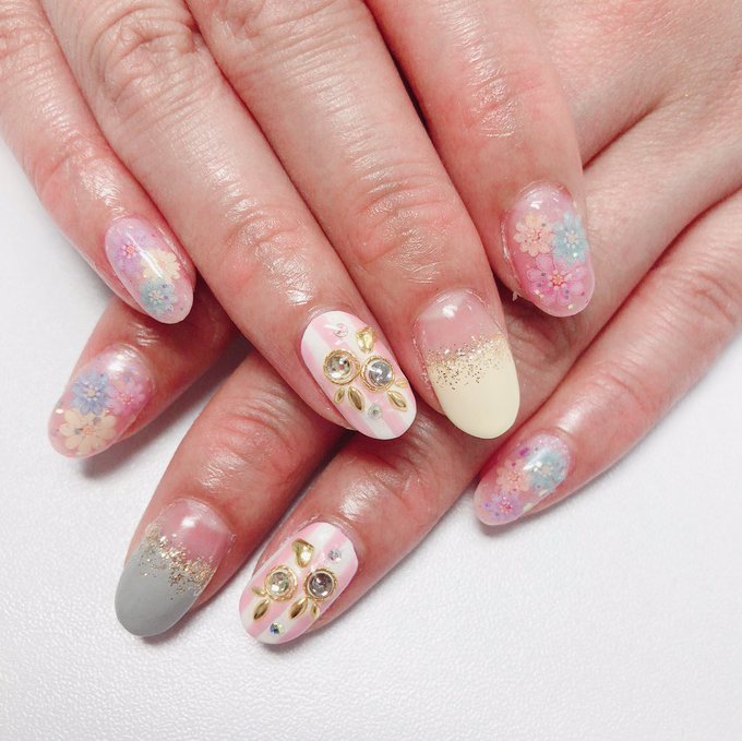 モチーフネイルのtwitterイラスト検索結果