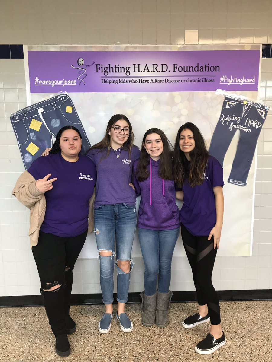 GrescoMary's tweet photo. #rareyourjeans #fightinghard @MaryCollins627 https://t.co/aAcFnCGsQT
