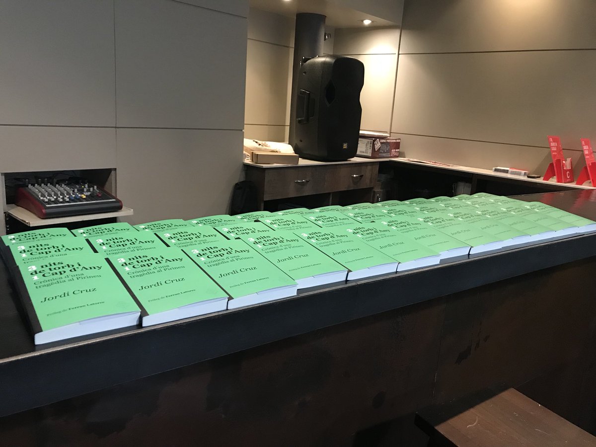 A punt per la presentació a Manresa a <a href="/OmniumBages/">Òmnium Bages-Moianès</a> del 3 nits de torb i 1 Cap d’Any de <a href="/JordiCruzS/">JCruz</a> <a href="/FemCECB/">CECB</a>