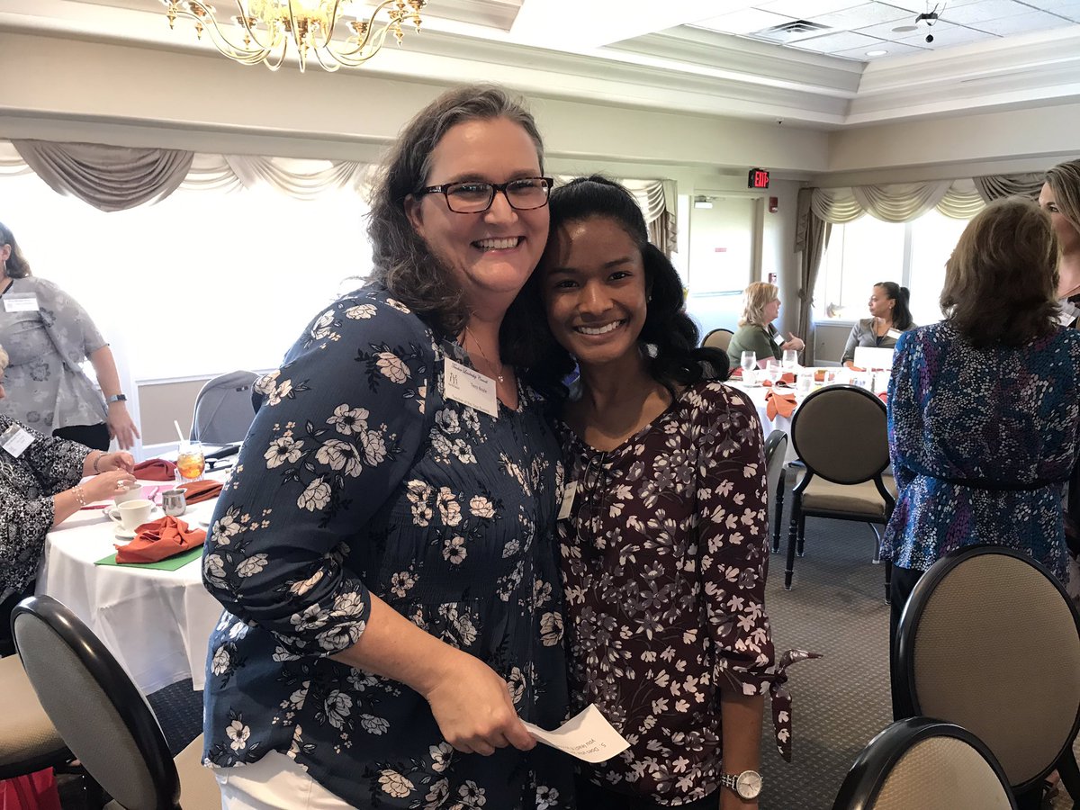 MsCDonohue's tweet photo. TOY’s engaging in leadership networking at the TOY Summit! #BrevardTLC https://t.co/HLbocyMTIn