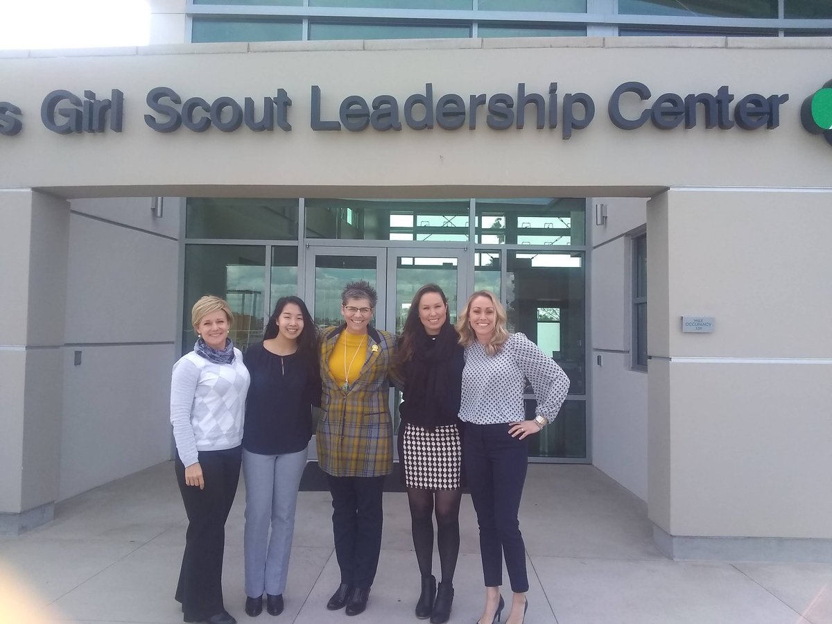 BPInstitutional's tweet photo. .@BPInstitutional had the pleasure of touring the Argyros Girl Scouts Leadership Center and taking part in a demo of the @girlscoutsoc's INSPIRE program! Proud to support an organization that provides life-changing opportunities for girls in our community. https://t.co/ZOsYW36UAN
