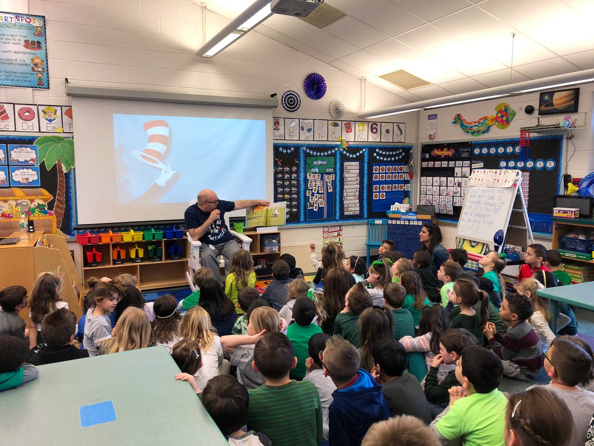 We had so much fun with our guest reader @FTS_NDickstein today! We heard not 1, but 2 books! Thank you for joining us for some Kinder fun! 📚 #JJCReadswithme @JJCMrsGerula <a href="/JJC_MrsLayne/">Christine Layne</a> @KinderCarson1 <a href="/CatenaColts/">@Catenacolts</a>