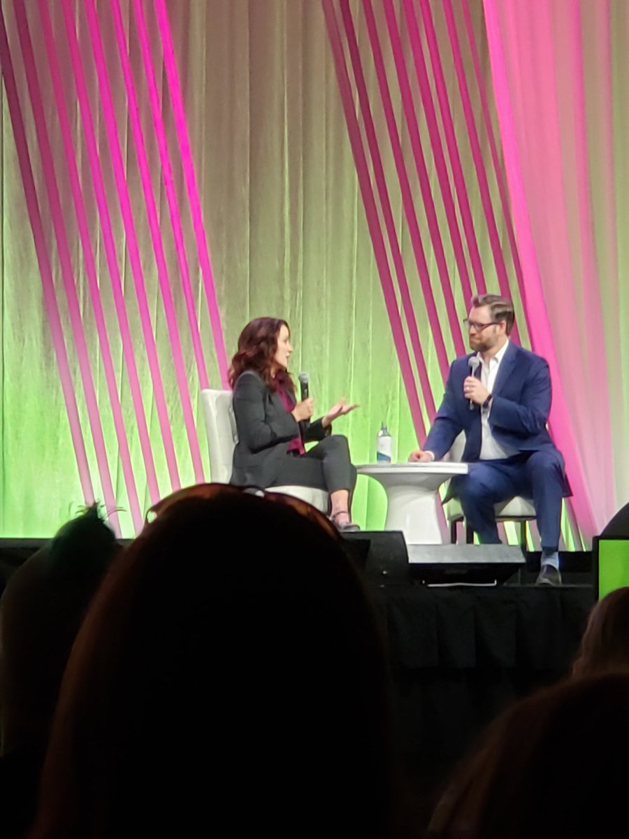 GenealogyJen's tweet image. . @PatriciaHeaton is such an amazing and genuine person . Love her authenticity. #Rootstech #NotAtRootsTech #rootstech2019