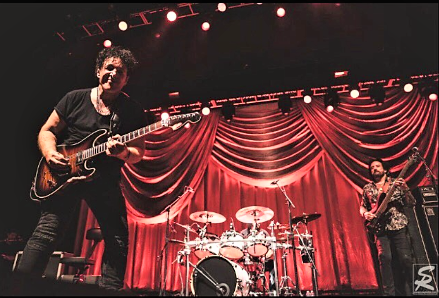 #JourneyThroughTime is heading to Arizona today for a Friday show <a href="/thevanburenphx/">The Van Buren</a>, and then to LA for a Saturday show <a href="/LAOrpheum/">The Orpheum Theatre</a> 🔥💥 <a href="/NealSchonMusic/">NEAL SCHON MUSIC</a> <a href="/greggrolieband/">Gregg Rolie</a> <a href="/DeenTheDrummer/">Deen Castronovo</a> <a href="/CasaMendoza2012/">Marco Mendoza</a>