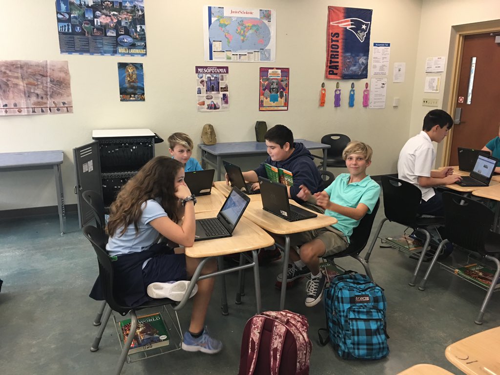 MichelleA_SPARK's tweet image. Ms. Duchemin’s world cultures 6th graders @StormGroveFever collaborated together on @Office to learn about the Punic Wars. What a great way to work together and celebrate Digital Learning Day!  #DLDaySDIRC #TechInSDIRC @IT_SDIRC @IRCSchools