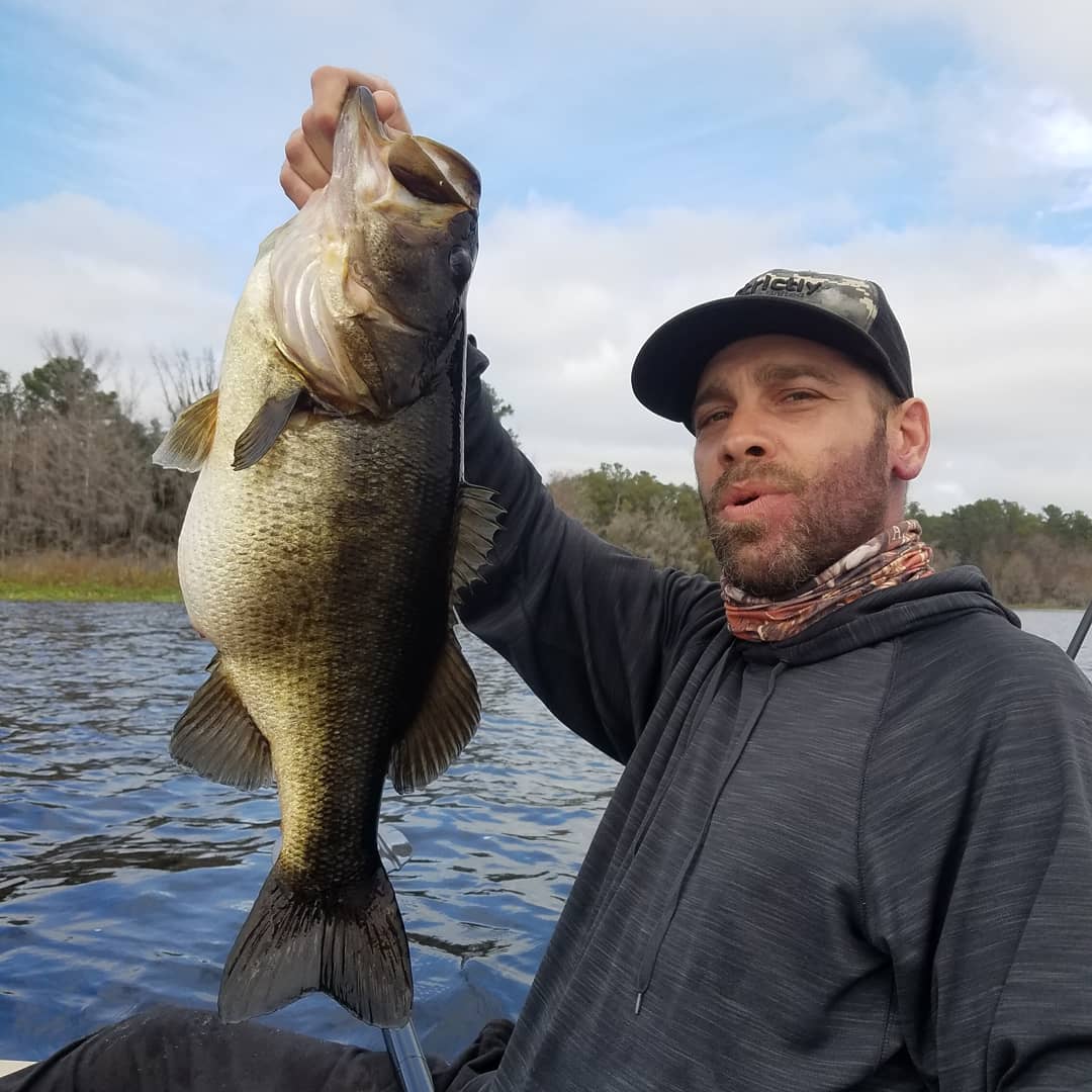 Basszilla35's tweet photo. Rodman reservoir delivered this fat slob on a wild shiner. Good times.
 #linecutterz #filthyanglers #leg3ndarybaits  #strictlyfishing #alwaysdownanglers #florida #lunkers #bucketmouth #kayakfishing #kayak #bass #largemouthbass #ardentreels  #foundmycova #drophook https://t.co/1UEWX5b38Y