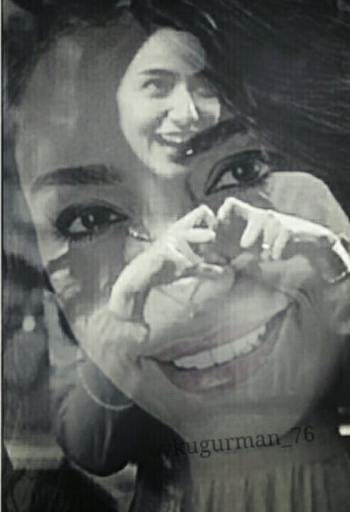 Seni seviyorum <a href="/oykugurman/">Öykü Gürman</a>