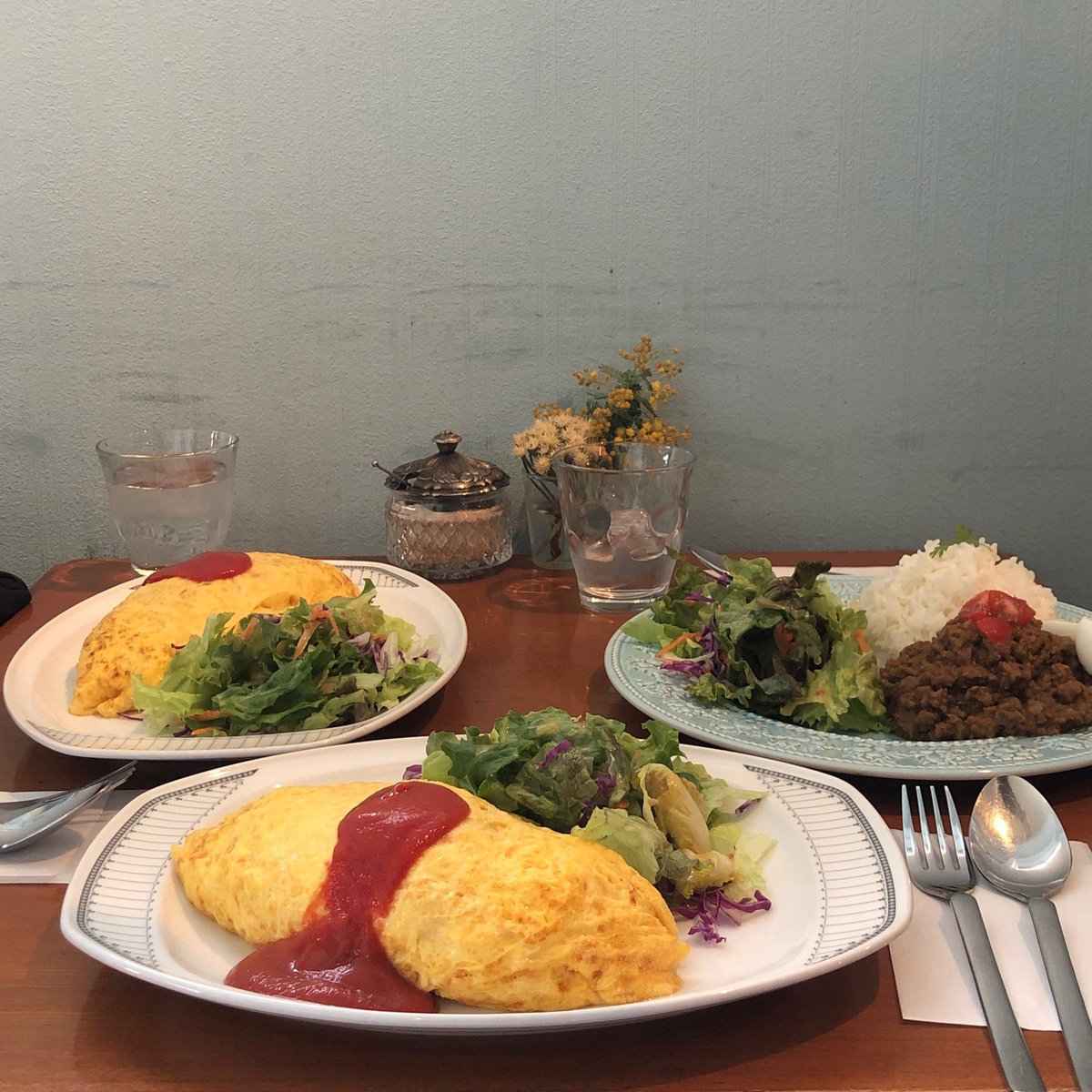 ____dmoon__'s tweet photo. 冬に札幌行くやつは馬鹿 https://t.co/HsEjYhvJKa