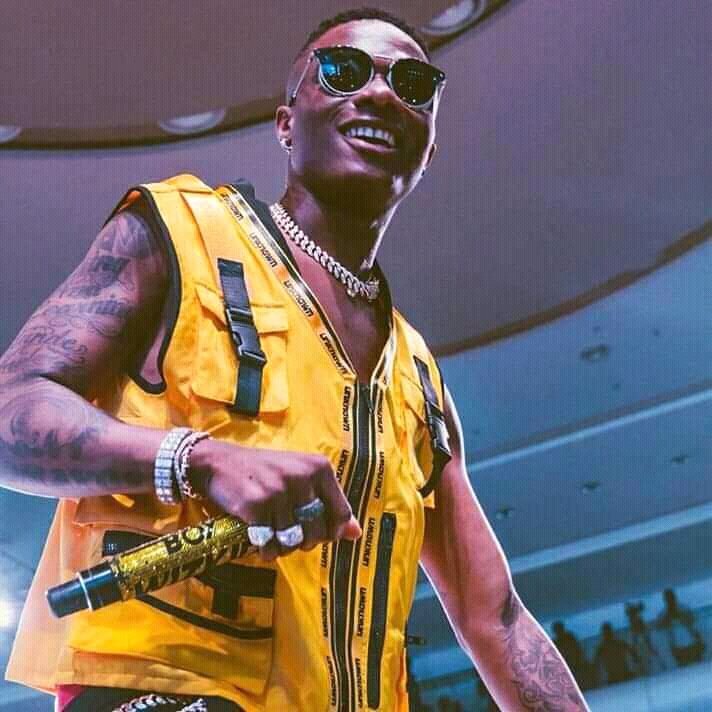 sugarwezy's tweet photo. Nigerians get ready the president of naija is coming soon
Happy new year boss
@wizkidayo 
@WizkidFC 
@wizkid_news https://t.co/l9LLaq40qN